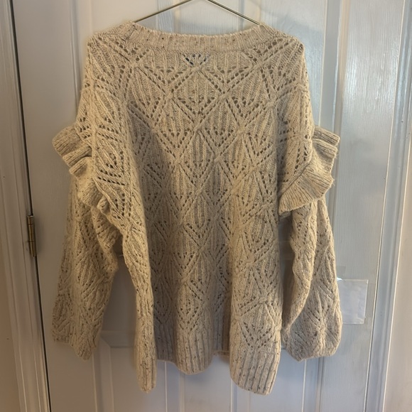 Old navy sweater - Picture 3 of 4